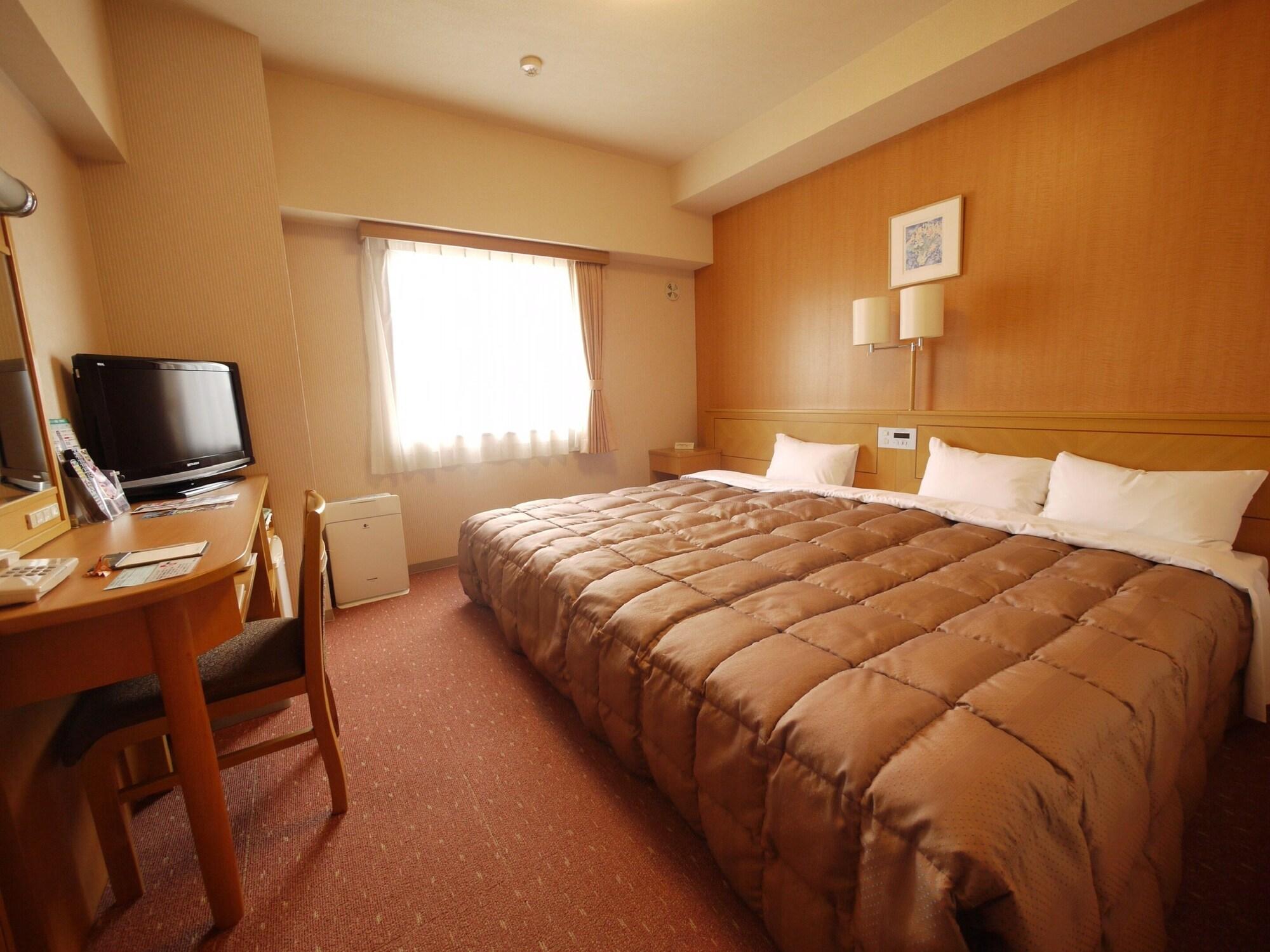 Hotel Route-Inn Toyokawa Inter Eksteriør billede